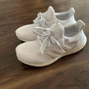Adidas ultraboost DNA womens 7.5